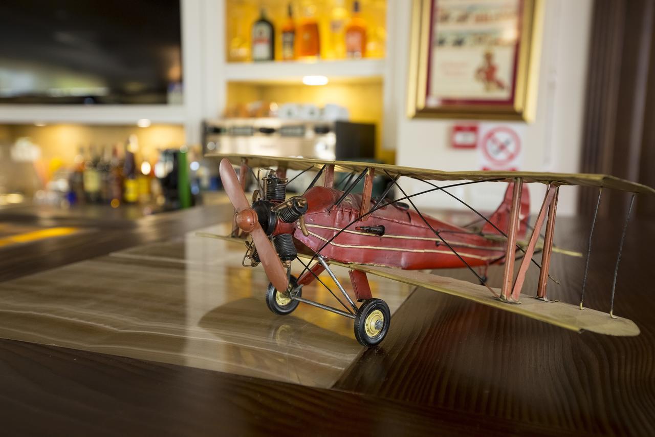 Aviator Boutique מלון 4*